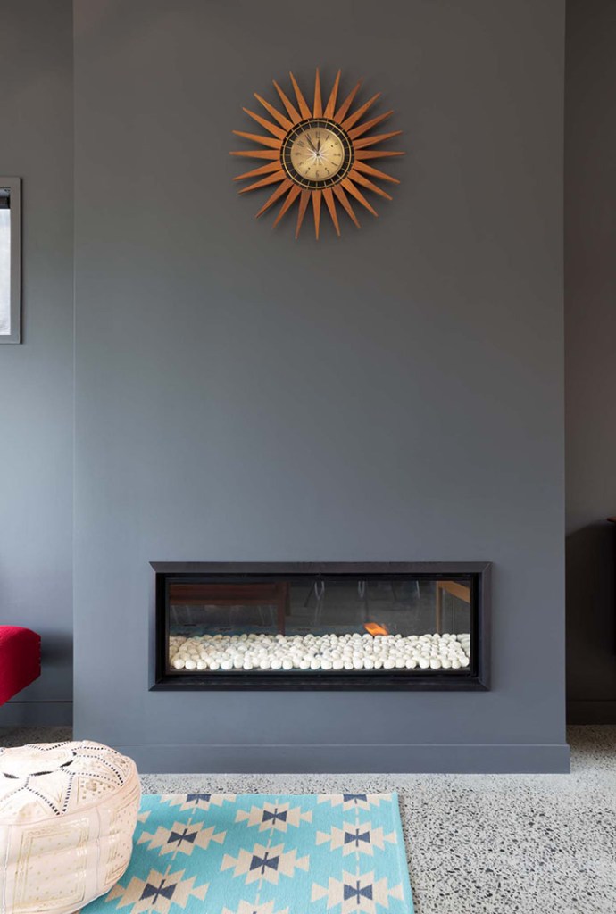 Modern retro home with gas fireplace This modern retro house build has a DX 1000 gas fireplace surround to match its style.